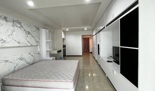 Studio Wohnung zu verkaufen in Nong Prue, Pattaya Sombat Condoview