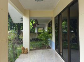 3 Bedroom Villa for rent at Wong Chalerm Garden Vill Village, Thep Krasattri