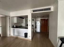 1 Schlafzimmer Appartement zu verkaufen im Omni Tower Sukhumvit Nana, Khlong Toei