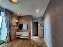 2 Bedroom Condo for sale at Ideo Mobi Sathorn, Bang Lamphu Lang, Khlong San, Bangkok