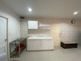 1 Schlafzimmer Wohnung zu verkaufen im Ladda Place Condo Sriracha, Surasak, Si Racha