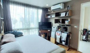 1 Bedroom Condo for sale in Maha Phruettharam, Bangkok Wish @ Samyan