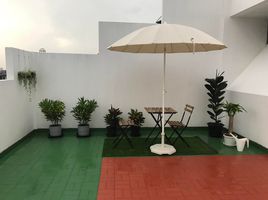 4 Schlafzimmer Reihenhaus zu vermieten im Baan Green Town, Suan Luang