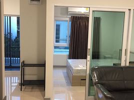 1 Schlafzimmer Wohnung zu vermieten im Lazio Sriyan, Thanon Nakhon Chaisi