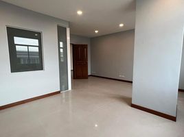 2 Bedroom Condo for sale at Baan Klang Krung Resort (Ratchada 7), Din Daeng