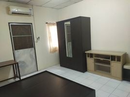 2 Schlafzimmer Reihenhaus zu verkaufen im P.P. Land, Tha Sala, Mueang Lop Buri, Lop Buri