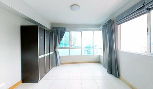 1 Bedroom Condo for sale in Bang Lamphu Lang, Bangkok Supalai River Place