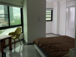 2 Schlafzimmer Wohnung zu vermieten im Beverly Tower Condo, Khlong Toei Nuea, Watthana, Bangkok, Thailand