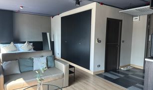 1 Schlafzimmer Appartement zu verkaufen in Bang Phli Yai, Samut Prakan Big Tree Residence