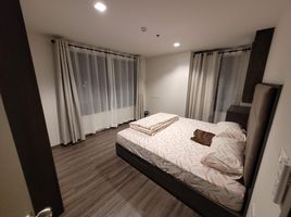 2 Bedroom Condo for rent at Ideo Sathorn Wongwianyai, Khlong Ton Sai