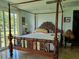 3 Schlafzimmer Villa zu verkaufen in Thalang, Phuket, Pa Khlok, Thalang