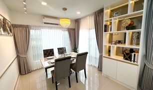 4 Bedrooms Villa for sale in Samrong Nuea, Samut Prakan Golden Neo Sukhumvit Lasalle