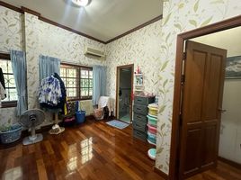 5 Bedroom House for sale in W District, Phra Khanong Nuea, Phra Khanong Nuea