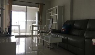 Кондо, 2 спальни на продажу в Bang Kapi, Бангкок Aspire Rama 9