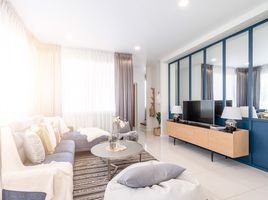 3 Schlafzimmer Villa zu verkaufen im Malada Maz, San Phak Wan