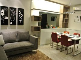 1 Schlafzimmer Appartement zu vermieten im Sky Walk Residences, Phra Khanong Nuea