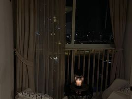 1 спален Кондо в аренду в The Coast Bangkok, Bang Na, Банг На