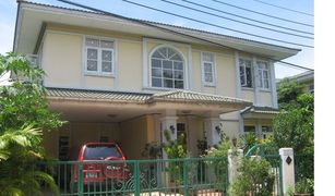 Khlong Chan, ဘန်ကောက် Baan Lat Phrao 1 တွင် 3 အိပ်ခန်းများ အိမ် ရောင်းရန်အတွက်