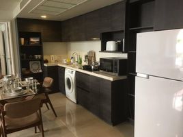 2 Bedroom Apartment for sale at Downtown 49, Khlong Tan Nuea, Watthana