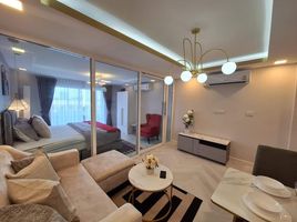 1 Schlafzimmer Wohnung zu verkaufen im Nirun Grand Ville, Nong Prue