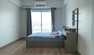 Studio Condo for sale in Hua Mak, Bangkok Itsara Condominium