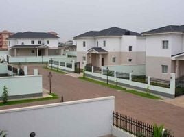 4 Bedroom House for sale in Raphal Medical Centre, Tema, Tema