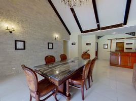 4 Bedroom Villa for sale in Chiang Mai, Nam Phrae, Hang Dong, Chiang Mai