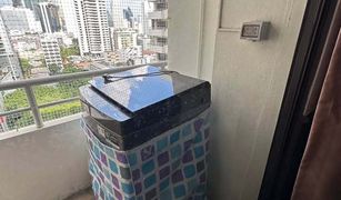 Кондо, 2 спальни на продажу в Khlong Toei, Бангкок Saranjai Mansion