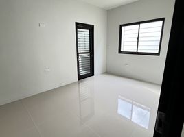 4 Bedroom House for sale at Grand Britania Thawiwatthana, Thawi Watthana, Thawi Watthana, Bangkok