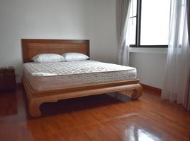 2 Bedroom Apartment for rent at Langsuan Ville, Lumphini