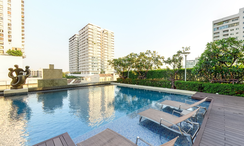 Photo 2 of the Communal Pool at Ivy Thonglor