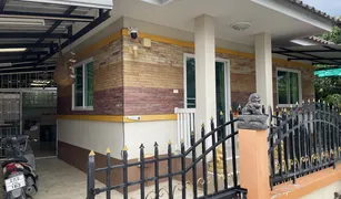Дом, 3 спальни на продажу в San Pu Loei, Чианг Маи Thanaporn Lake Home