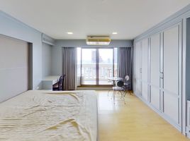 1 Schlafzimmer Wohnung zu vermieten im Nusa State Tower Condominium, Si Lom, Bang Rak