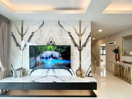 4 Schlafzimmer Villa zu verkaufen im The Lake Huay Yai, Huai Yai, Pattaya