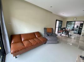 2 Bedroom Townhouse for sale at Goldenville Thalang, Thep Krasattri