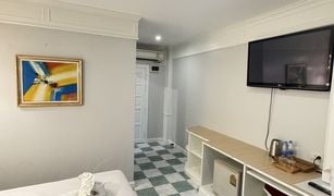 Гостиница, Студия на продажу в Патонг, Пхукет Patong Social Hotel, Patong Beach