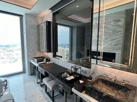 3 спален Кондо в аренду в The Residences Mandarin Oriental Bangkok, Khlong Ton Sai