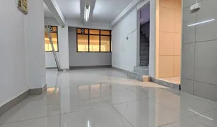 6 Bedrooms Shophouse for sale in Bang Khlo, Bangkok 