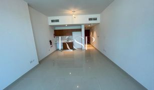 Квартира, Студия на продажу в Marina Square, Абу-Даби Julphar Residence