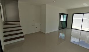 3 chambres Maison de ville a vendre à Pak Phraek, Kanchanaburi Grand Village