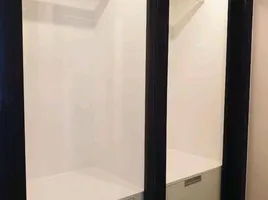 1 спален Кондо в аренду в Noble Around Sukhumvit 33, Khlong Tan Nuea
