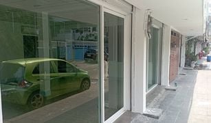 N/A Retail space for sale in Thung Wat Don, Bangkok 