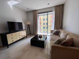 1 Bedroom Apartment for sale at Saladaeng Residences, Si Lom, Bang Rak