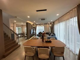 4 Bedroom House for rent at MANTANA Bangna km 15, Bang Chalong