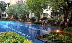 사진들 3 of the Communal Pool at Centric Scene Ratchavipha