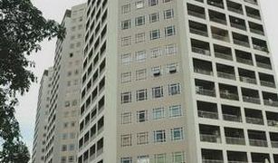 2 Bedrooms Condo for sale in Hua Mak, Bangkok Fak Khao Pode