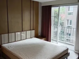 2 Schlafzimmer Appartement zu vermieten im Fernwood Residence, Phra Khanong Nuea