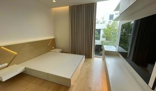 2 Bedrooms House for sale in Bang Kapi, Bangkok Hem 52 At Rama 9