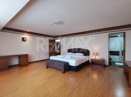 2 спален Кондо в аренду в United Tower, Khlong Tan Nuea
