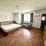 3 Schlafzimmer Appartement zu vermieten im D.S. Tower 1 Sukhumvit 33, Khlong Tan Nuea